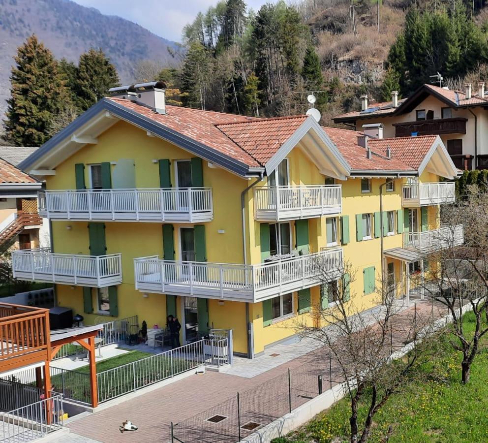 La Mansarda Di Rossella Apartment Pieve Di Ledro Exterior photo