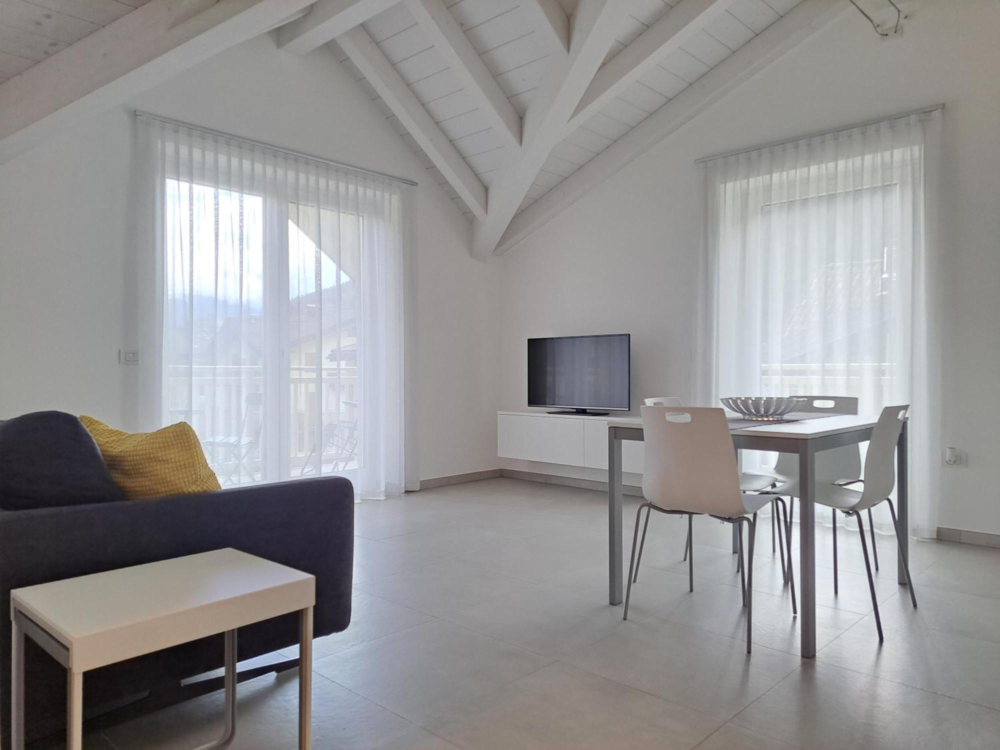 La Mansarda Di Rossella Apartment Pieve Di Ledro Exterior photo